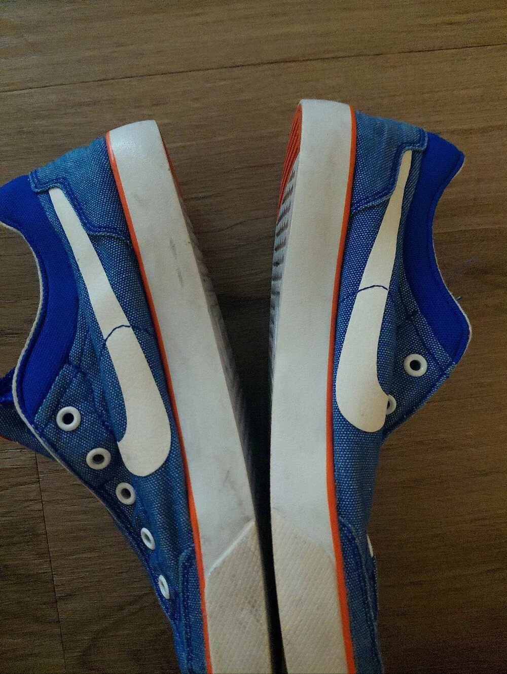 Nike Capri Girls Blue/White Slip on Sneakers Size 4 Youth